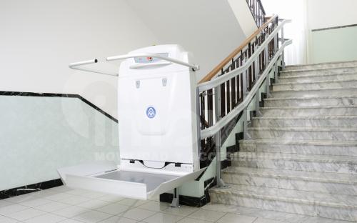 Inclined Platform Lift curved staircases Supra