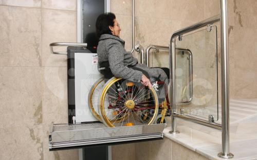Indoor Platform Lift for Wheelchairs Vertic 180