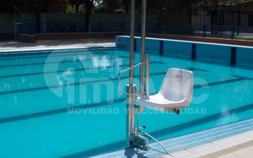 Pool lift chair Bani Blu